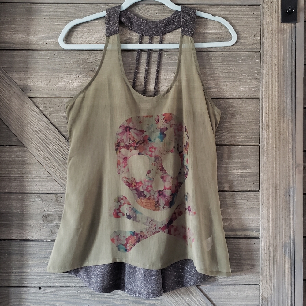 Ladies sheer skull tank size M from vanity.